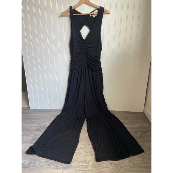 Free People Beach Jumpsuit Women's Medium Black Flowy Boho Open Back NEW - Picture 2 of 7